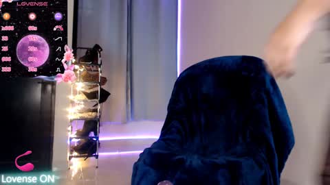 Snapshot of violetabitch chatting on January 28, 10:34 am Violetta Morningstar online show from January 28, 10:34 am