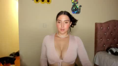 Jimena online show from September 25, 9:55 pm