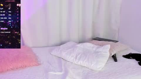 Violeta online show from March 8, 3:24 pm