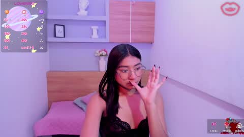 V I O L E T online show from March 1, 12:34 pm