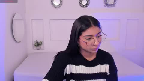 V I O L E T online show from February 27, 11:39 am