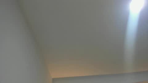 Violet Rose online show from November 11, 8:00 pm