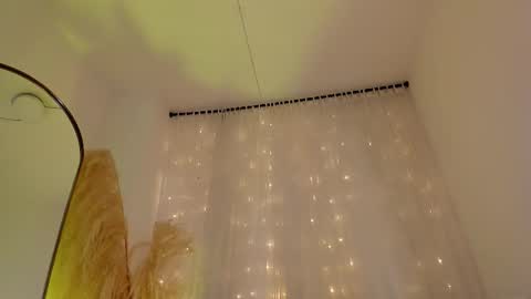 violett23_ online show from November 23, 4:32 am