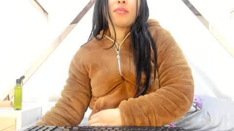 violett_bliss online show from June 29, 10:15 am