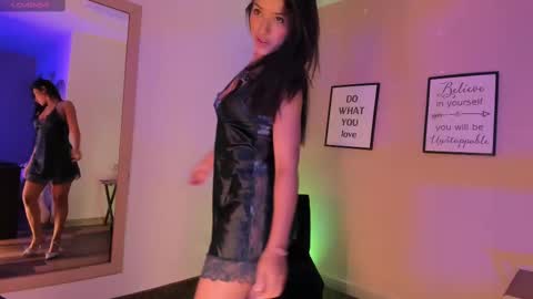 violetta_bold online show from November 5, 11:45 am