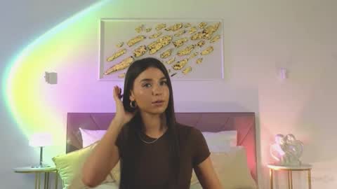 Snapshot of violetta_finch chatting on October 20, 3:17 pm violetta_finch online show from October 20, 3:17 pm