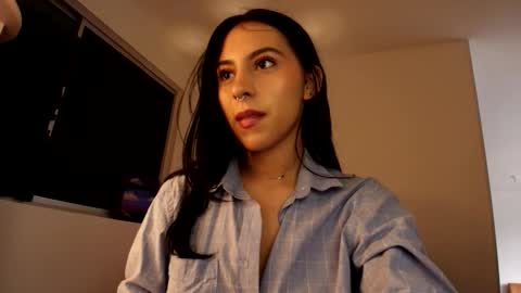 Violetta....Follow me in Twitter... online show from September 30, 11:21 am