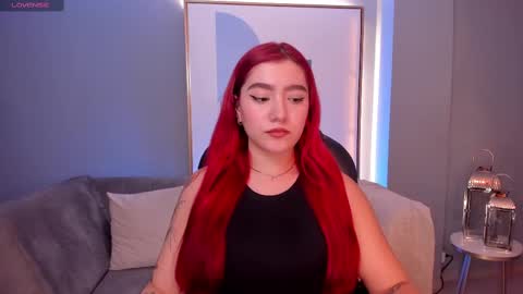 Snapshot of violettcastel chatting on March 2, 5:14 pm Violett Castel online show from March 2, 5:14 pm