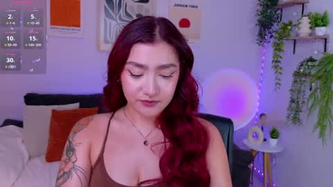Violett Castel online show from June 7, 6:13 pm