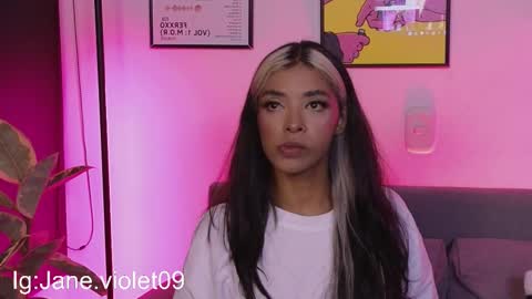 Violet online show from September 18, 1:09 am