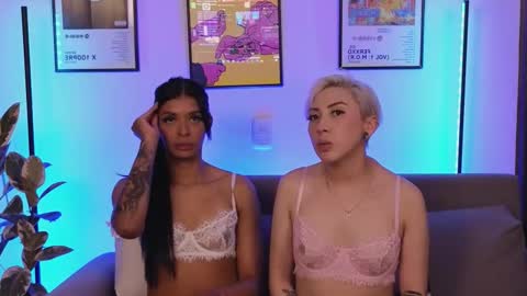 Violet online show from March 8, 2:04 am