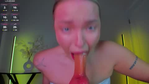 Violla online show from November 12, 12:18 pm