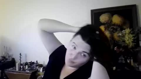 priscilla online show from April 23, 5:59 am