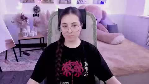 your love online show from March 6, 10:14 am