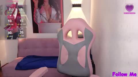 VITTORIA  online show from October 17, 8:29 am