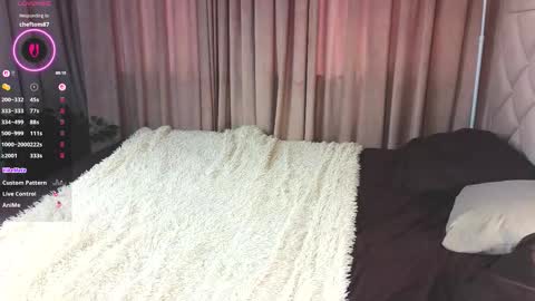 You like my friends can call me LUNA  This is my first day here online show from September 13, 10:39 am