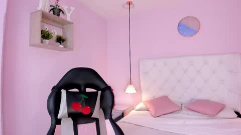 Vivi online show from December 3, 3:51 am