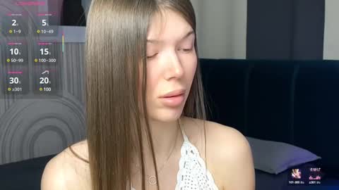 Snapshot of vivian_evans_ chatting on February 27, 1:08 am Vivian Evans online show from February 27, 1:08 am