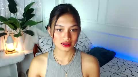 Vivian online show from February 3, 1:41 am