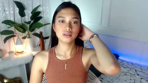 Vivian online show from February 4, 8:59 pm