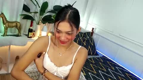 Vivian online show from March 5, 7:06 pm