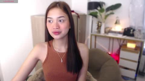 Vivian online show from October 12, 12:47 am