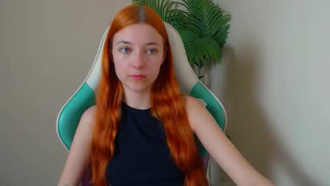 Vivien online show from May 13, 6:39 pm