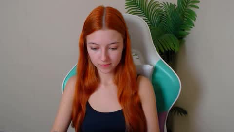 Vivien online show from November 12, 6:32 pm