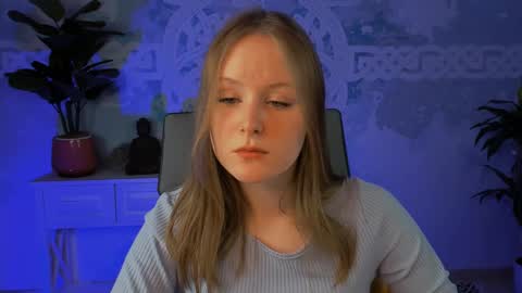 Vivien online show from March 1, 9:07 am