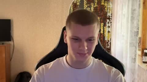 viviennewestwood777 online show from April 27, 1:08 pm