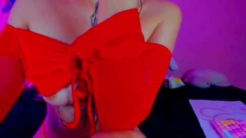 Gabriela online show from June 11, 2:26 pm