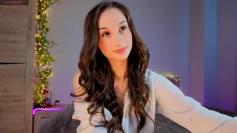 Alice online show from April 5, 1:30 pm