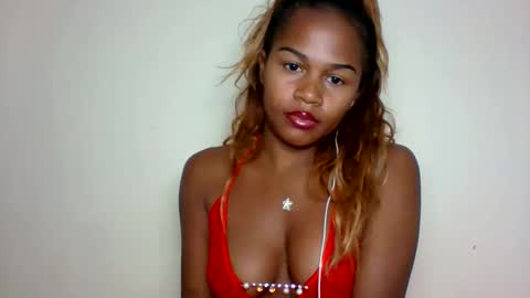 vynarahot online show from June 9, 5:23 pm