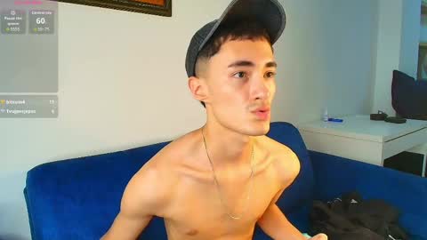 wal jones online show from April 21, 1:42 am