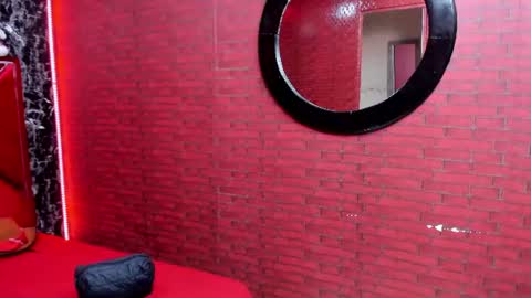 waleska   online show from July 31, 12:17 pm