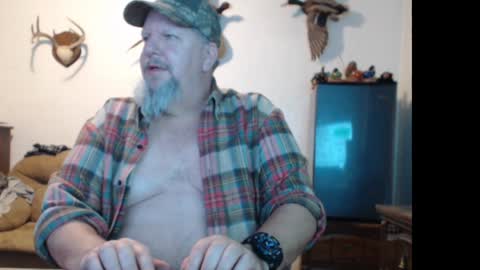 Snapshot of walkingbird chatting on January 23, 10:44 pm walkingbird online show from January 23, 10:44 pm