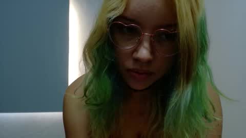 Wanda online show from February 22, 12:30 pm