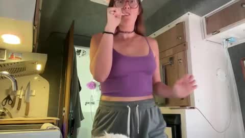 Snapshot of wanderlustjade chatting on October 28, 5:25 pm Jade  Adonis online show from October 28, 5:25 pm