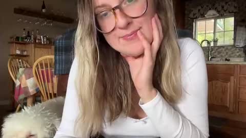 Snapshot of wanderlustjade chatting on January 6, 6:31 pm Jade  Adonis online show from January 6, 6:31 pm