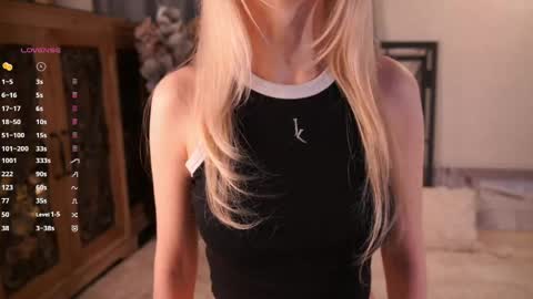 Lily online show from March 24, 5:19 pm