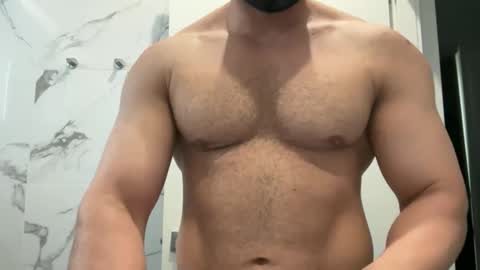 Weapon X online show from November 8, 5:21 am