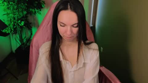 wednesday_evans online show from March 17, 5:12 am