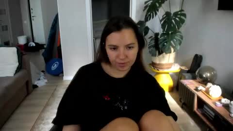 Weird Bird online show from October 30, 4:24 am