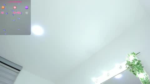Snapshot of wen95_ chatting on October 28, 4:57 am Wen online show from October 28, 4:57 am