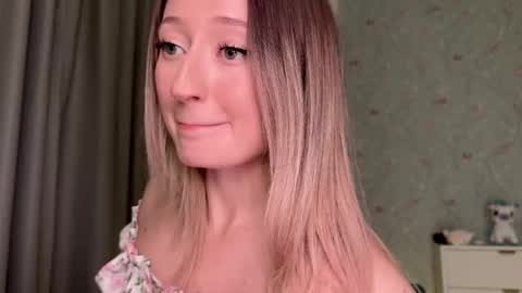 Daisy    online show from November 12, 5:15 pm