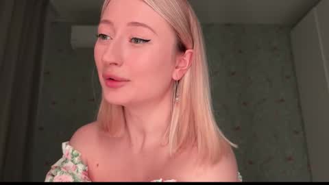 Daisy    online show from February 2, 6:04 pm