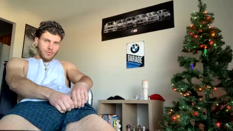 Topjitt online show from December 4, 8:34 pm