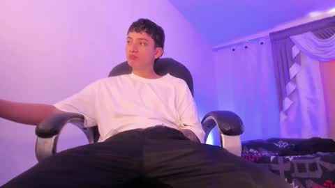 Wesley Boy online show from January 14, 1:30 pm