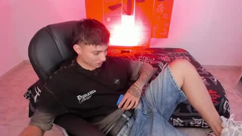 Wesley Boy online show from April 20, 7:50 pm