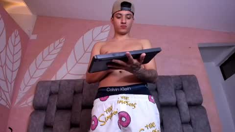 Wesley online show from May 28, 1:58 am